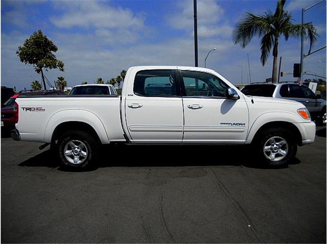 Toyota Tundra 4WD 4dr SUV Luxury Pickup Truck