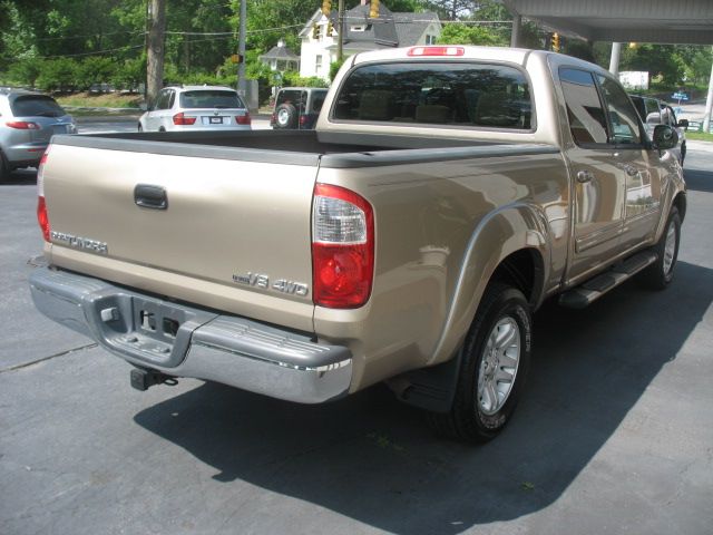 Toyota Tundra 2005 photo 2