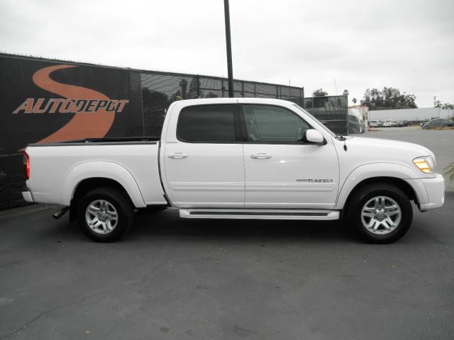 Toyota Tundra SLT 25 Pickup Truck