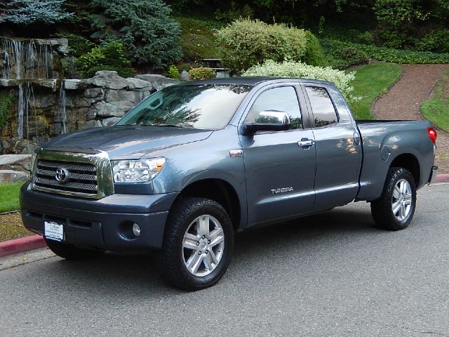 Toyota Tundra SLT SWB Pickup Truck