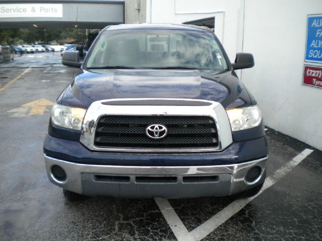 Toyota Tundra 2004 Rtible LXi Pickup Truck