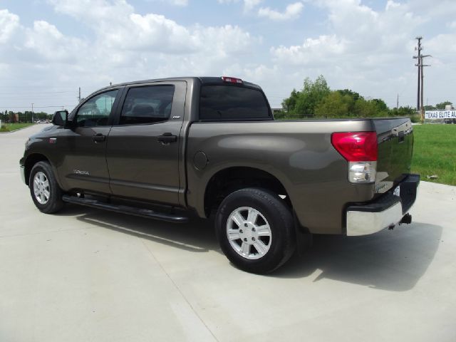 Toyota Tundra Custom 5 Pickup Truck