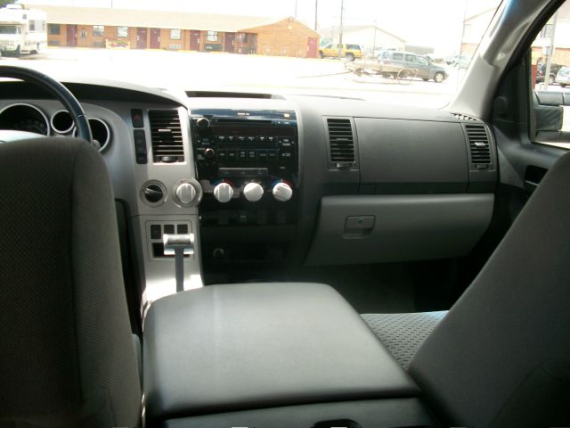 Toyota Tundra 2008 photo 18