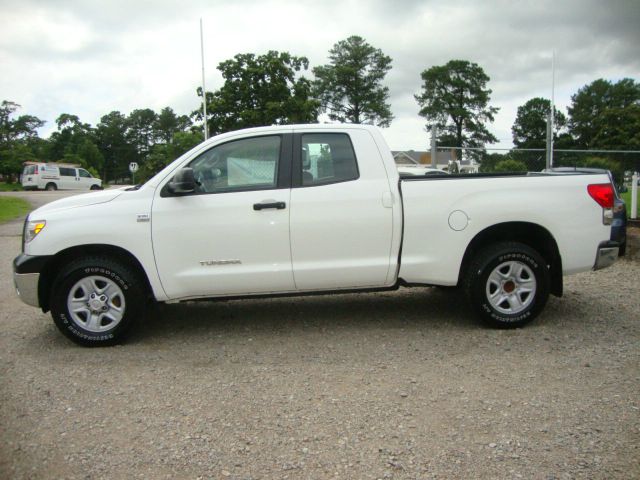 Toyota Tundra 2008 photo 2