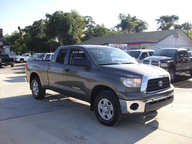 Toyota Tundra 4WD 4DR Sport Utility Pickup Truck