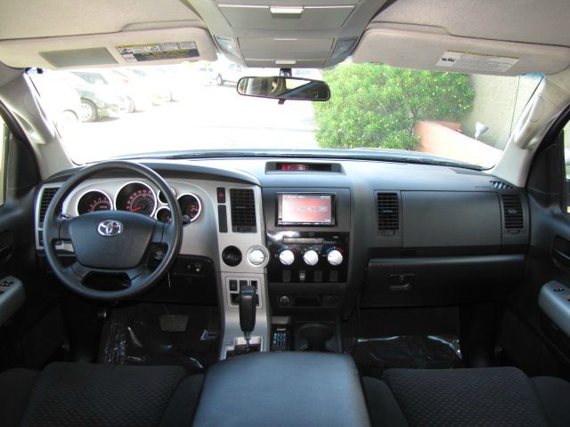 Toyota Tundra 2009 photo 2