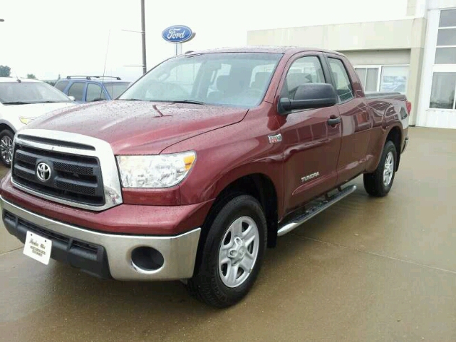 Toyota Tundra 2010 photo 11