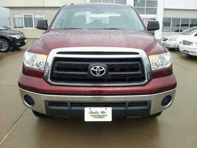 Toyota Tundra 2010 photo 12