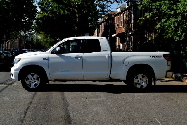 Toyota Tundra 2010 photo 12