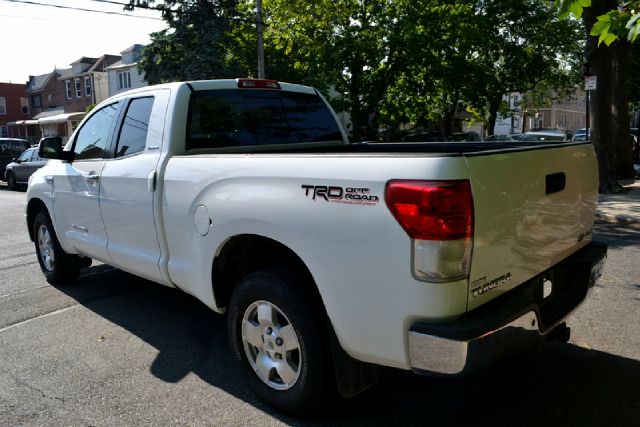 Toyota Tundra 2010 photo 13