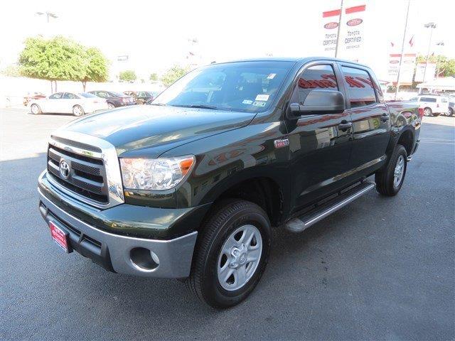 Toyota Tundra Hard Top Convertible 2D Pickup Truck