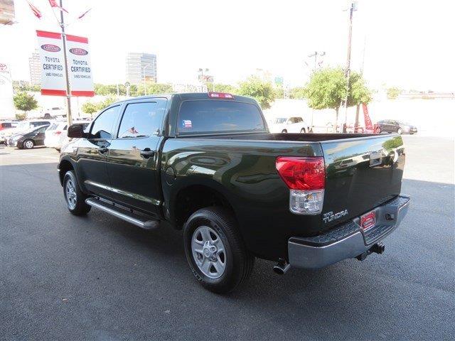 Toyota Tundra 2010 photo 3