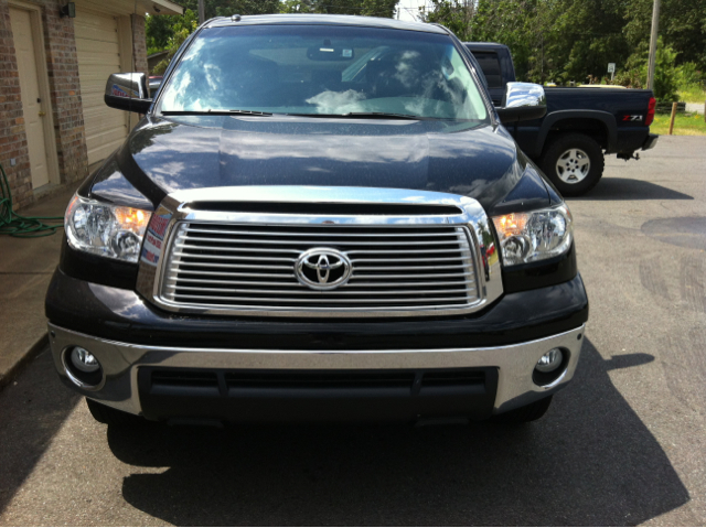 Toyota Tundra 2010 photo 4