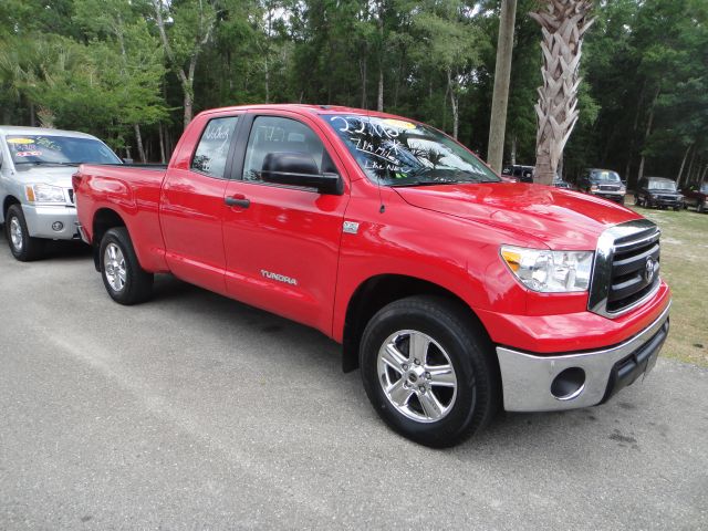 Toyota Tundra 2010 photo 4