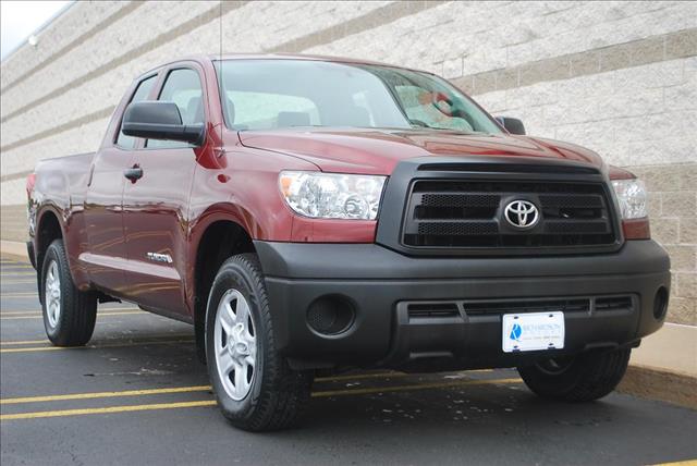 Toyota Tundra 4WD Crew Cab SLE Z71 Pickup Truck