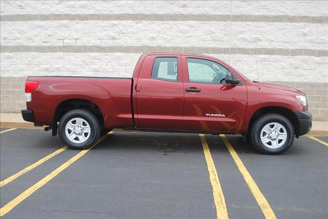 Toyota Tundra 2010 photo 1