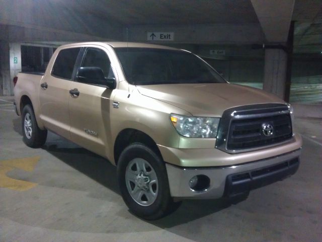 Toyota Tundra 2010 photo 4