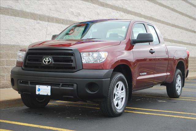 Toyota Tundra 4WD Crew Cab SLE Z71 Pickup Truck