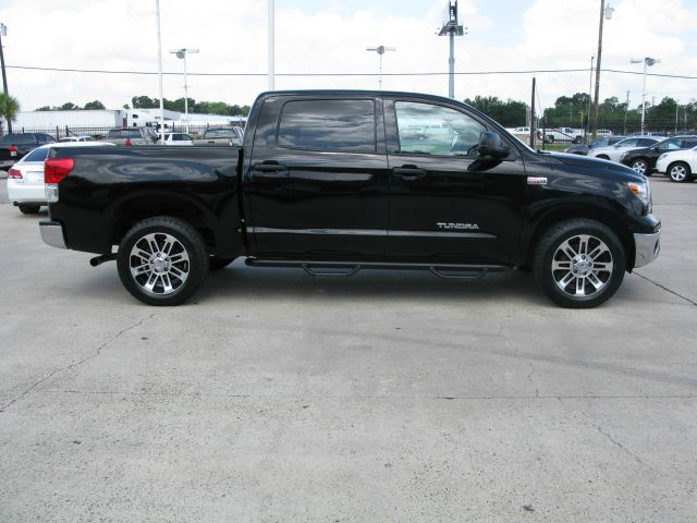 Toyota Tundra 2010 photo 4