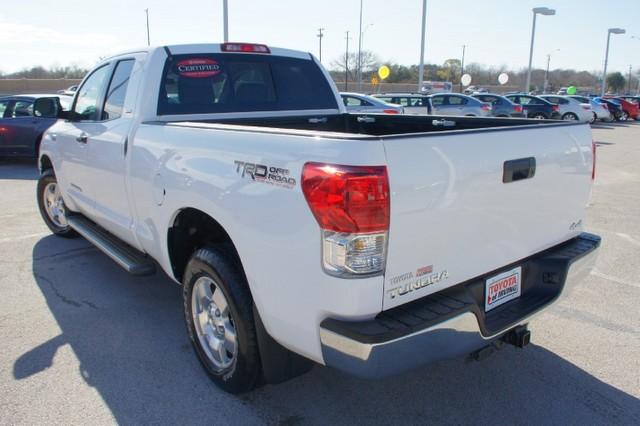 Toyota Tundra 2010 photo 3