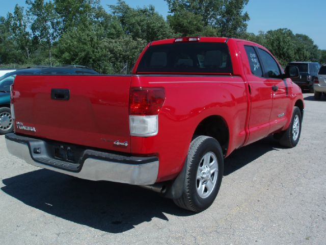 Toyota Tundra 2011 photo 3