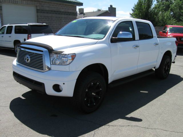 Toyota Tundra 2011 photo 1