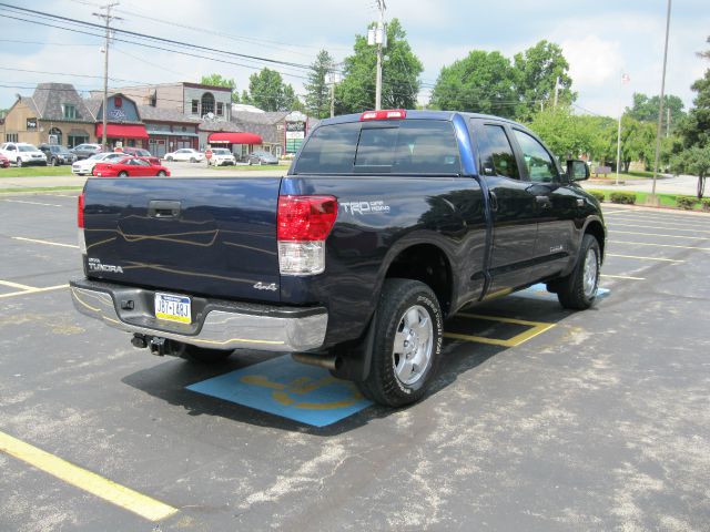 Toyota Tundra 2011 photo 1