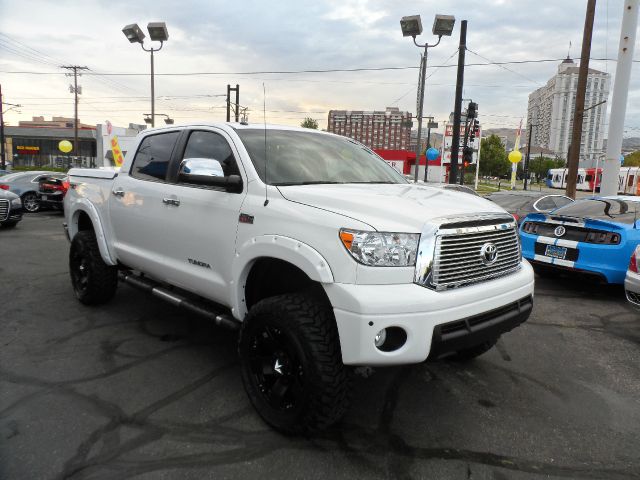 Toyota Tundra 2011 photo 3