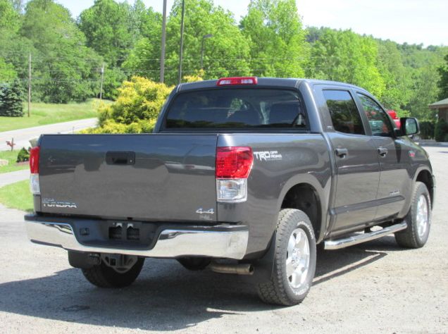 Toyota Tundra 2011 photo 13