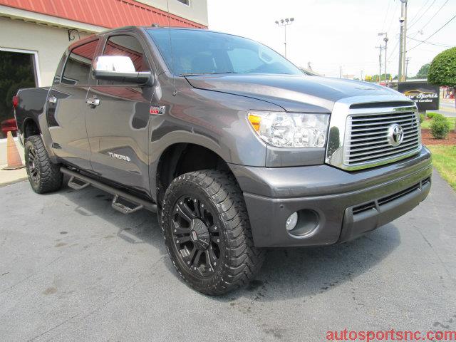 Toyota Tundra 2011 photo 1