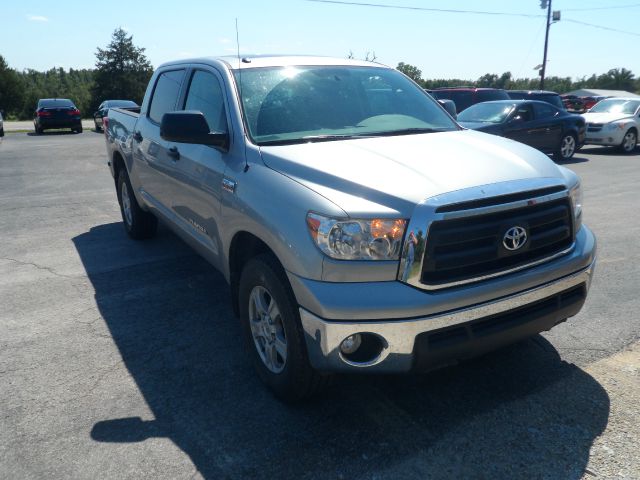 Toyota Tundra 2011 photo 1