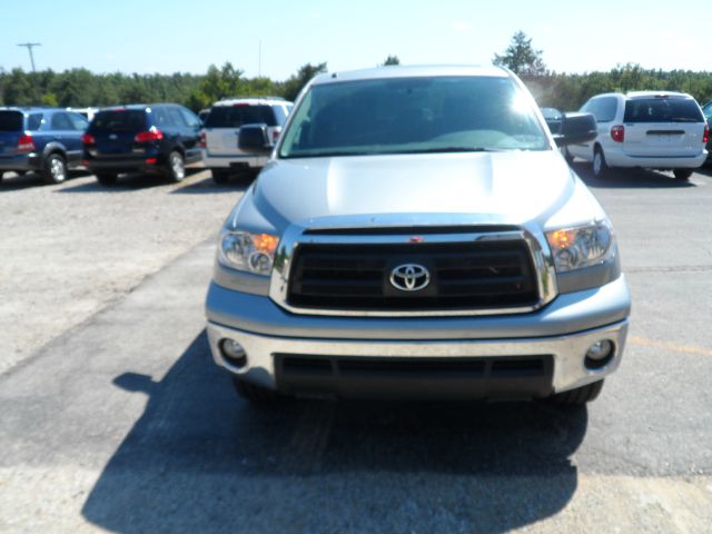 Toyota Tundra 2011 photo 3