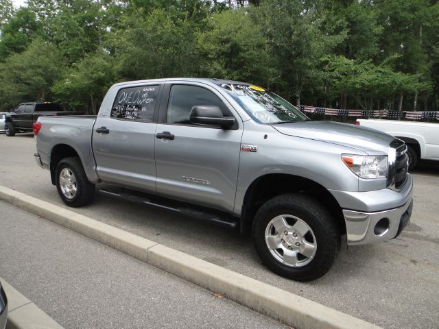 Toyota Tundra 2011 photo 3