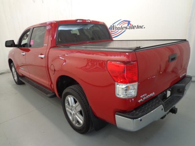 Toyota Tundra 2011 photo 2