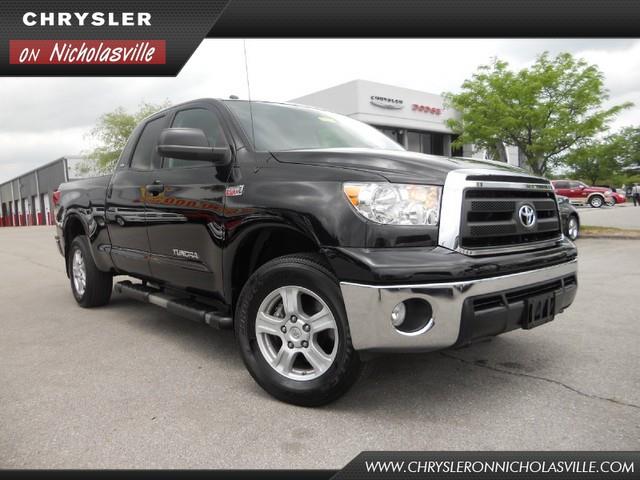 Toyota Tundra 2011 photo 11