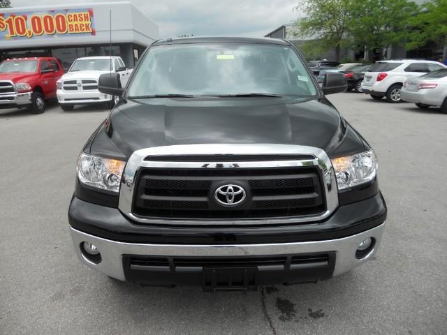 Toyota Tundra 2011 photo 12