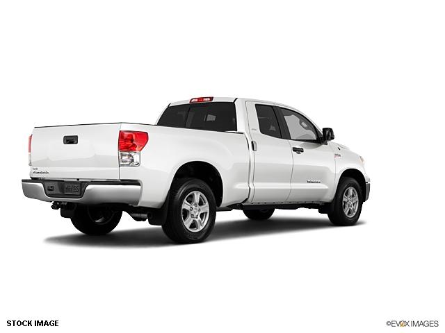 Toyota Tundra 2011 photo 1