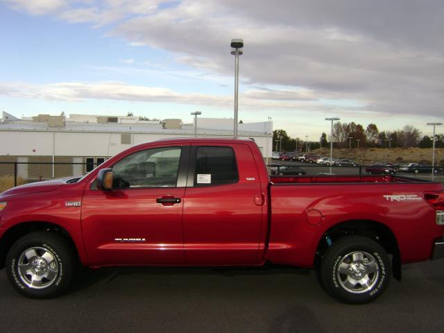 Toyota Tundra 2012 photo 3