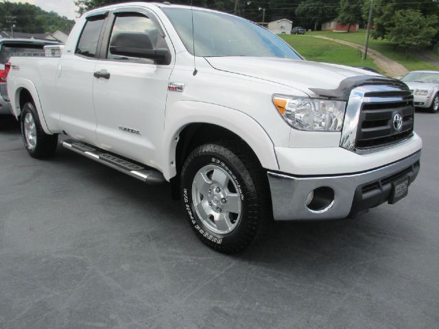 Toyota Tundra 2012 photo 4