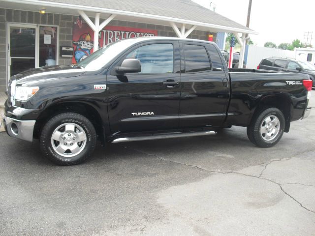 Toyota Tundra 2012 photo 2