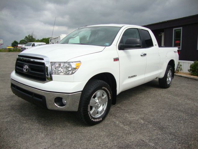 Toyota Tundra 2012 photo 3