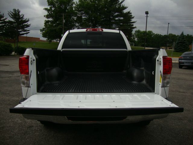 Toyota Tundra 2012 photo 7