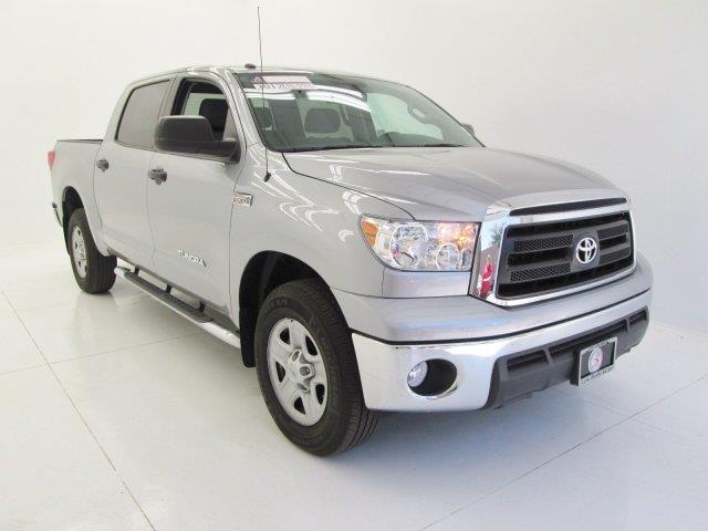 Toyota Tundra 2012 photo 3