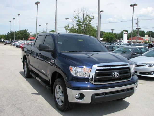 Toyota Tundra 2012 photo 3