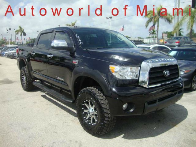 Toyota Tundra 2012 photo 1