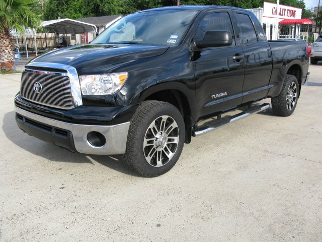 Toyota Tundra 2.0T W/ NAV Pickup Truck