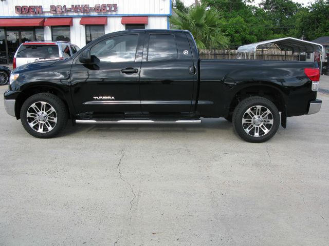 Toyota Tundra 2013 photo 10