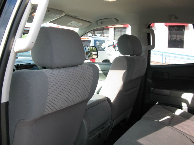 Toyota Tundra 2013 photo 6