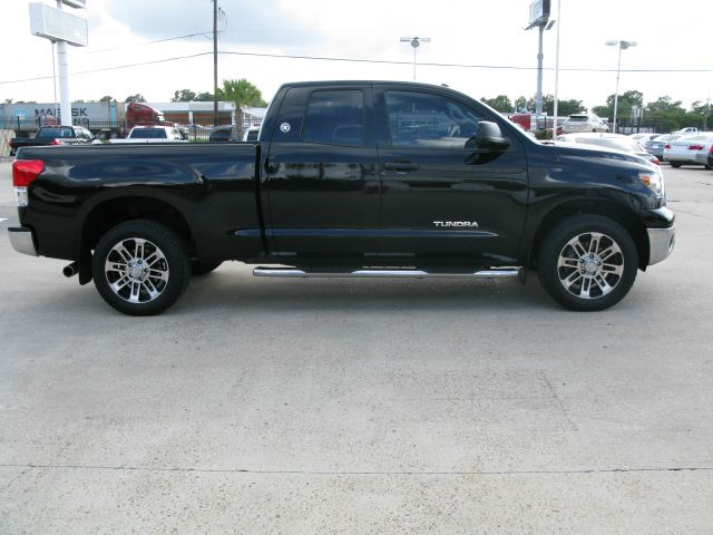 Toyota Tundra 2013 photo 8