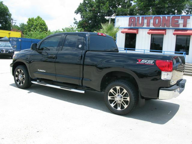 Toyota Tundra 2013 photo 1